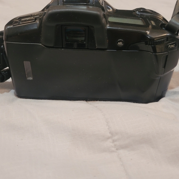 Minolta Maxxum 7xi Camera With minolta 3KY 1-AF 70-210 Beer Can Lens - Picture 15 of 16